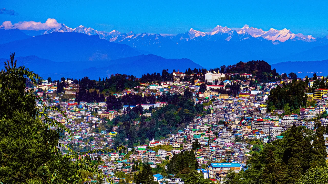 Gangtok, Lachung, Darjeeling Tour