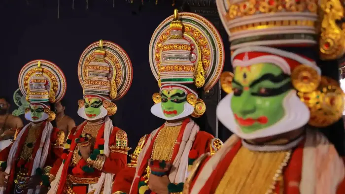 Explore Kerala 9-Night Scenic Backwaters and Hills Tour