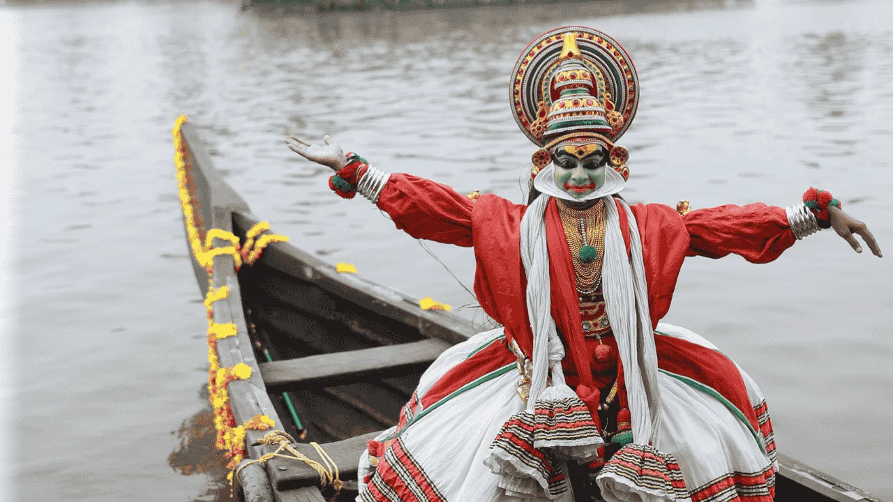 Kerala With House Boat 7N - 8D Tour